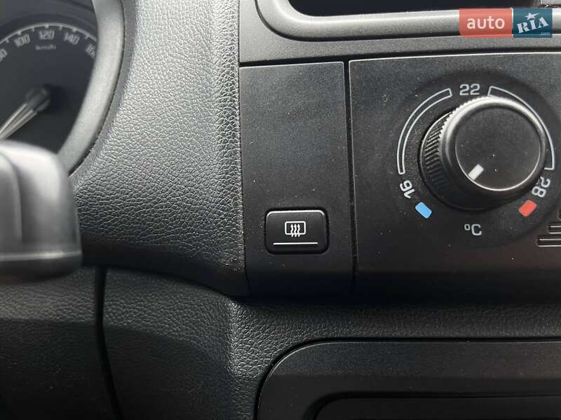 Хэтчбек Skoda Fabia 2009 в Владимире