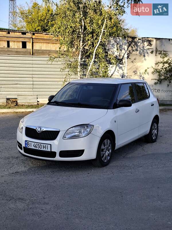 Хетчбек Skoda Fabia 2008 в Полтаві фото Хетчбек Skoda Fabia 2008 в Полтаві