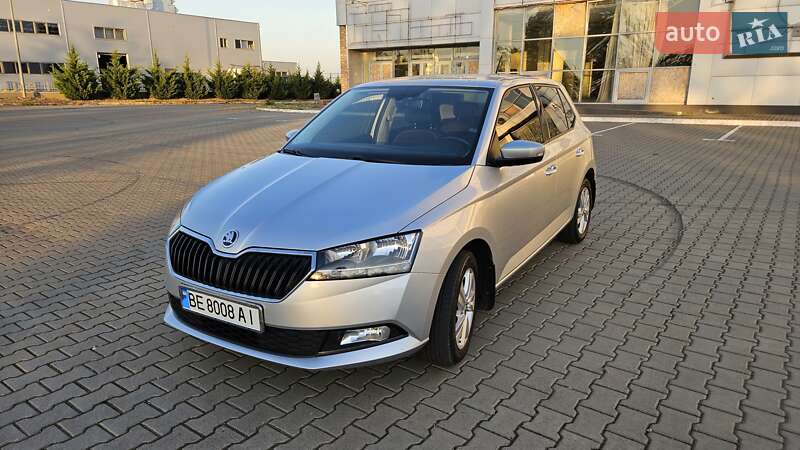 Хэтчбек Skoda Fabia 2020 в 