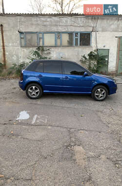 Хэтчбек Skoda Fabia 2004 в 