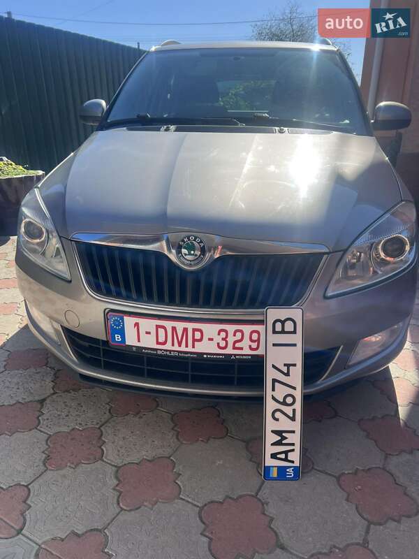Универсал Skoda Fabia 2012 в Звягеле
