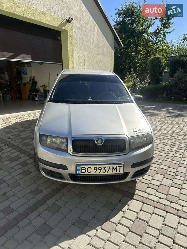 Хэтчбек Skoda Fabia 2007 в 