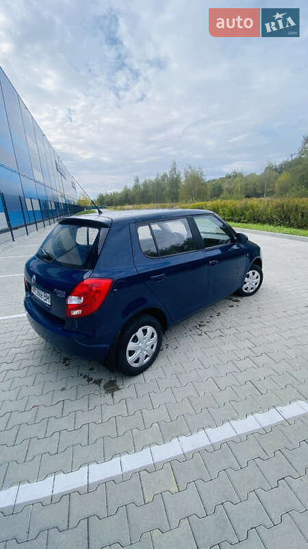 Хэтчбек Skoda Fabia 2010 в Львове