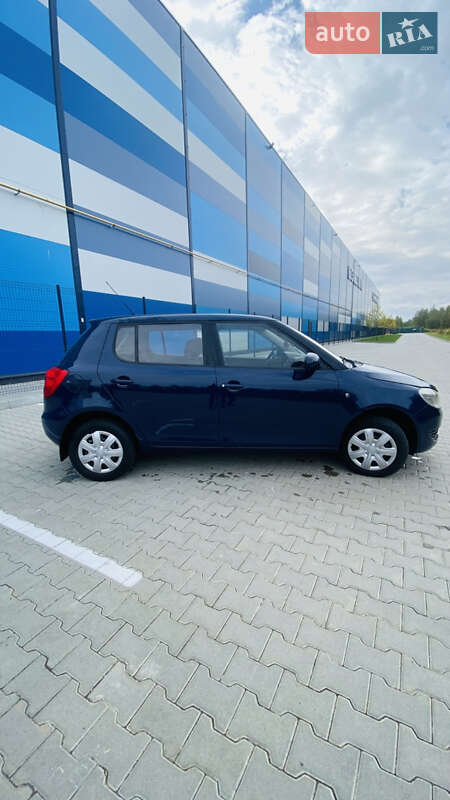 Хэтчбек Skoda Fabia 2010 в Львове