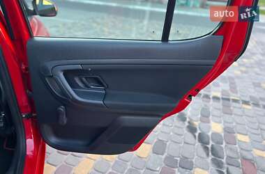 Хэтчбек Skoda Fabia 2012 в 