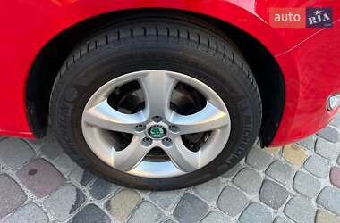 Хэтчбек Skoda Fabia 2012 в 