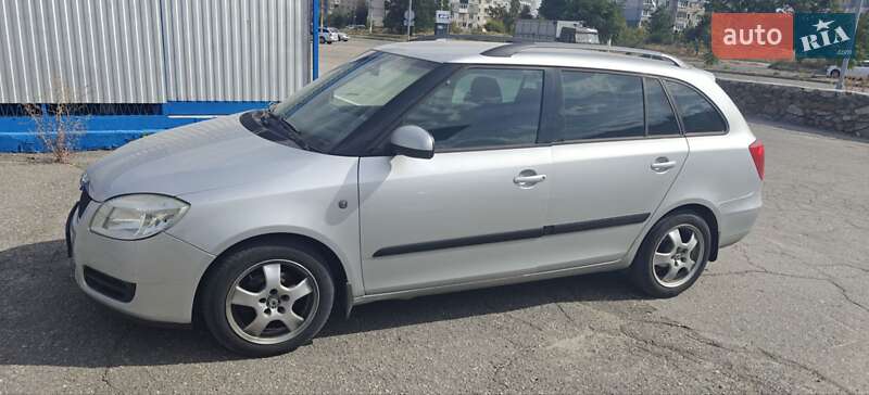 Універсал Skoda Fabia 2008 в Харкові