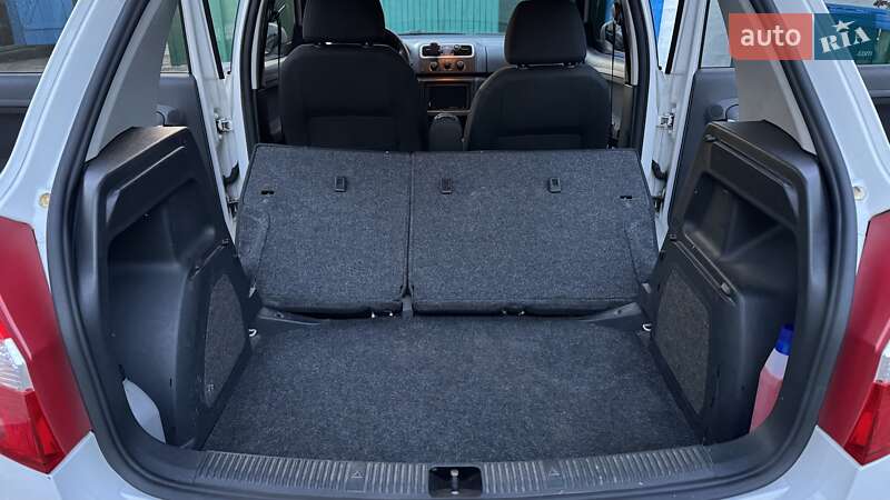 Хетчбек Skoda Fabia 2008 в Києві