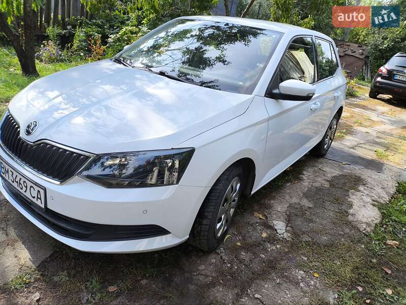 Хэтчбек Skoda Fabia 2016 в Конотопе