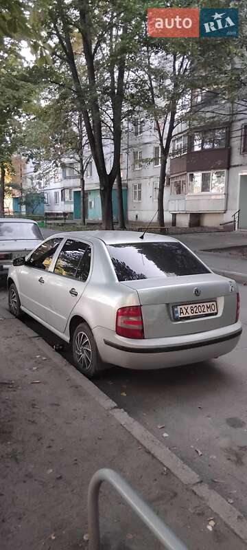 Седан Skoda Fabia 2005 в Харькове