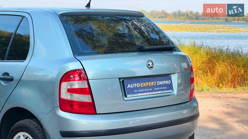 Хетчбек Skoda Fabia 2005 в Дніпрі