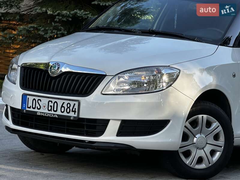 Хэтчбек Skoda Fabia 2011 в Дрогобыче