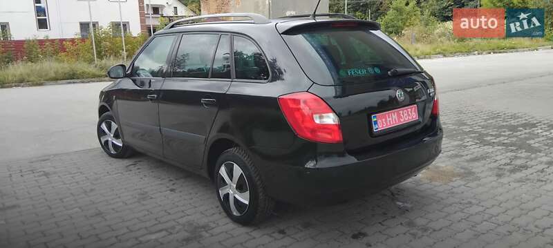 Универсал Skoda Fabia 2010 в Луцке