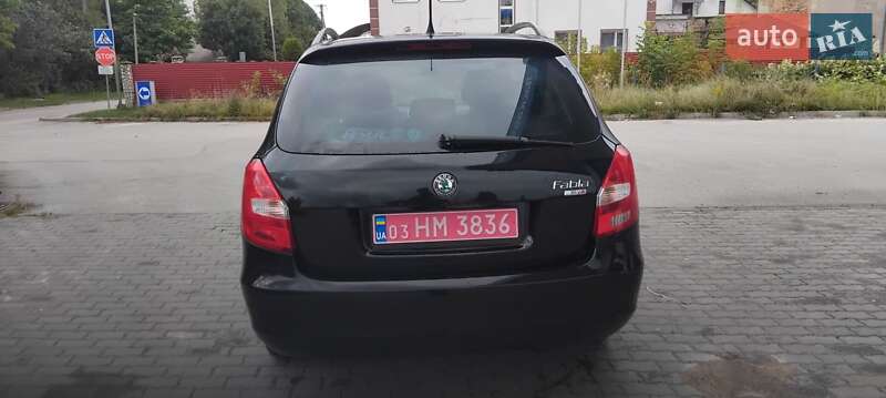Универсал Skoda Fabia 2010 в Луцке