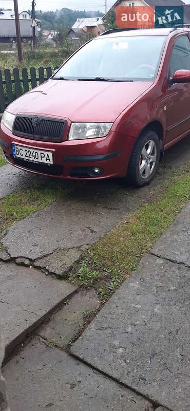 Универсал Skoda Fabia 2007 в Верхнем Синевидном