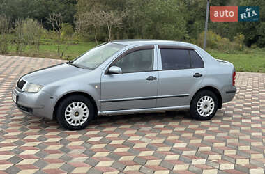 Седан Skoda Fabia 2003 в 