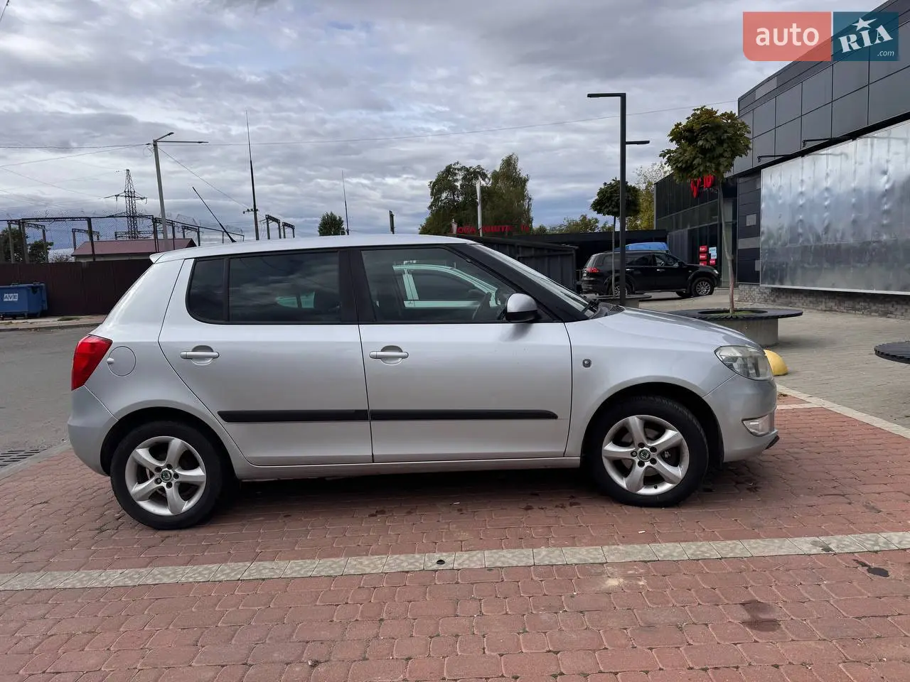 2010 Skoda Fabia - мініатюра 27