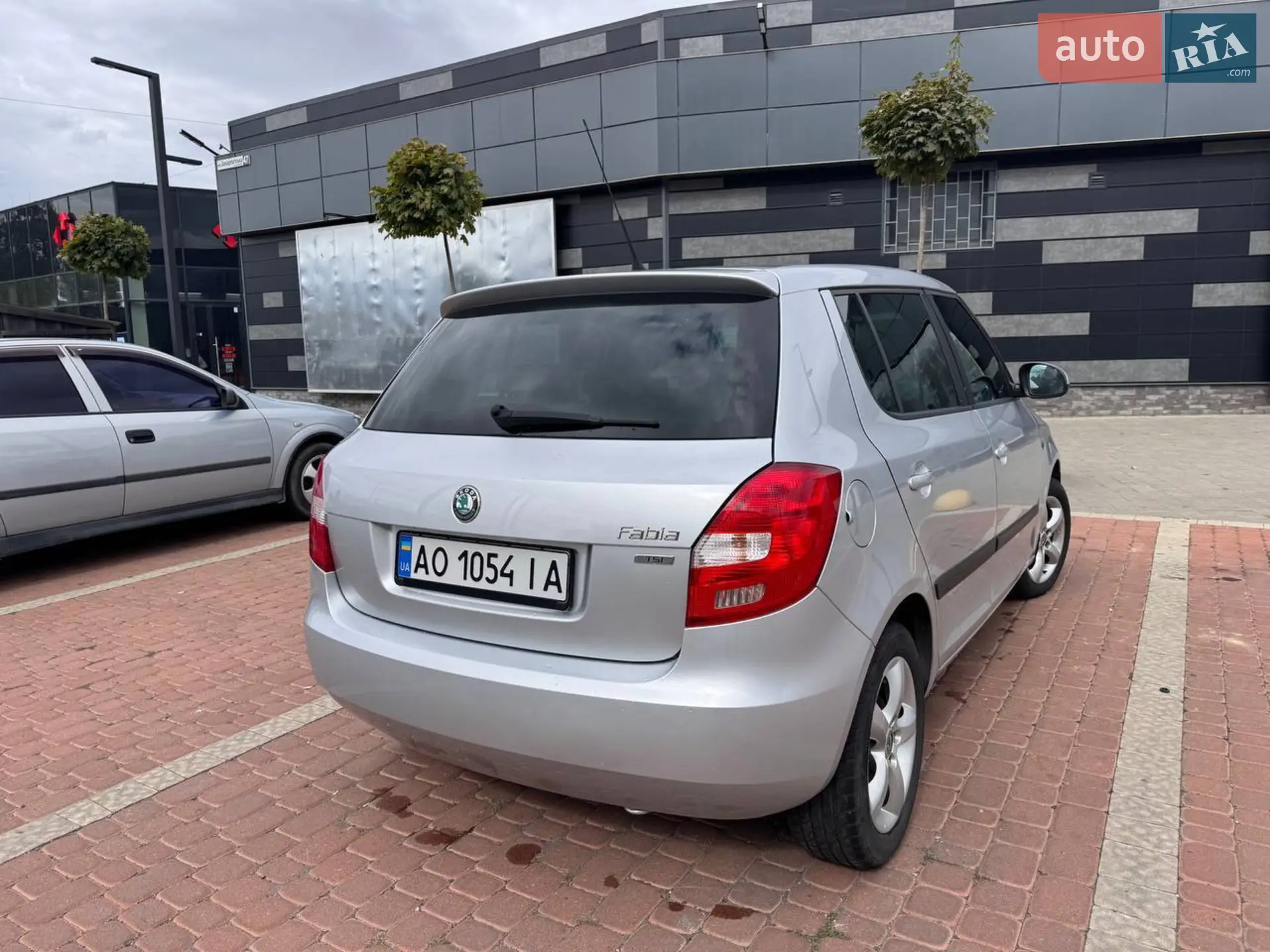 2011 Skoda Fabia - мініатюра 8