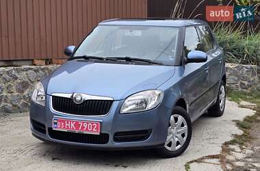 Хэтчбек Skoda Fabia 2008 в 