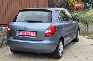 Хэтчбек Skoda Fabia 2008 в 