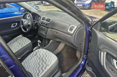 Хэтчбек Skoda Fabia 2009 в 