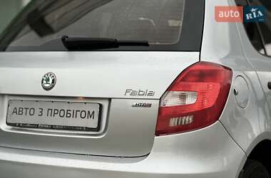 Хэтчбек Skoda Fabia 2011 в 