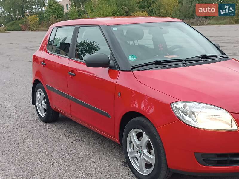 Хэтчбек Skoda Fabia 2009 в Шаргороде