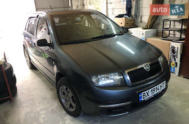 Хэтчбек Skoda Fabia 2006 в Волочиске