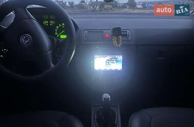 Хэтчбек Skoda Fabia 2007 в 