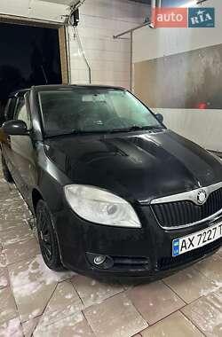 Хэтчбек Skoda Fabia 2007 в Изюме