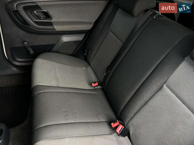 Хэтчбек Skoda Fabia 2011 в Ужгороде