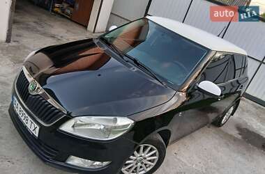 Хэтчбек Skoda Fabia 2011 в 