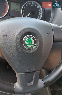 Хэтчбек Skoda Fabia 2008 в 