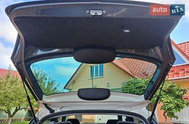 Хэтчбек Skoda Fabia 2008 в 