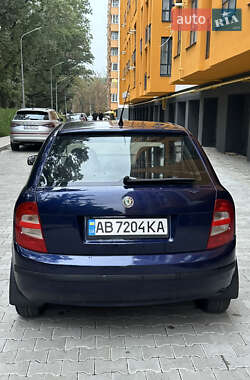 Хэтчбек Skoda Fabia 2003 в 