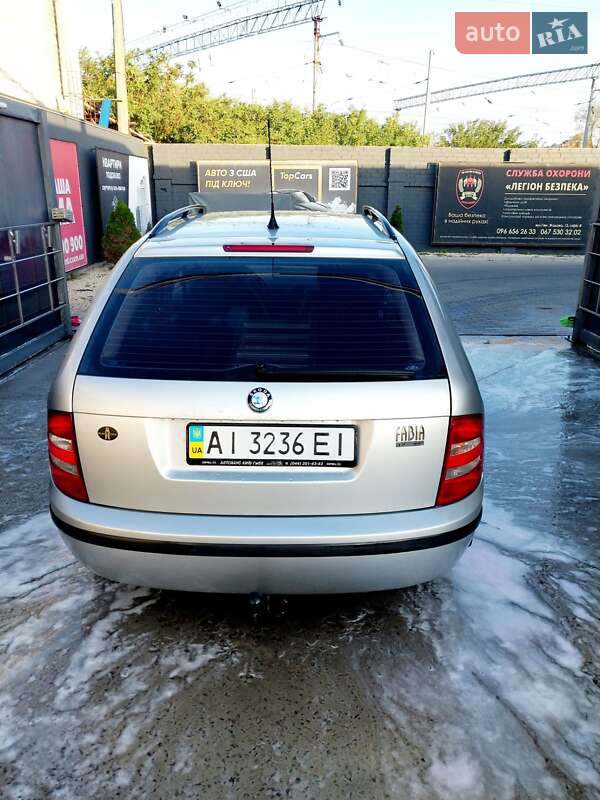 Хэтчбек Skoda Fabia 2002 в Кременчуге