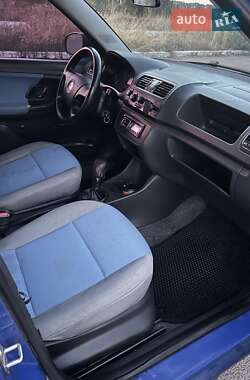 Хэтчбек Skoda Fabia 2008 в 