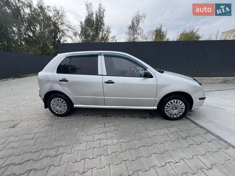 Хетчбек Skoda Fabia 2005 в Житомирі