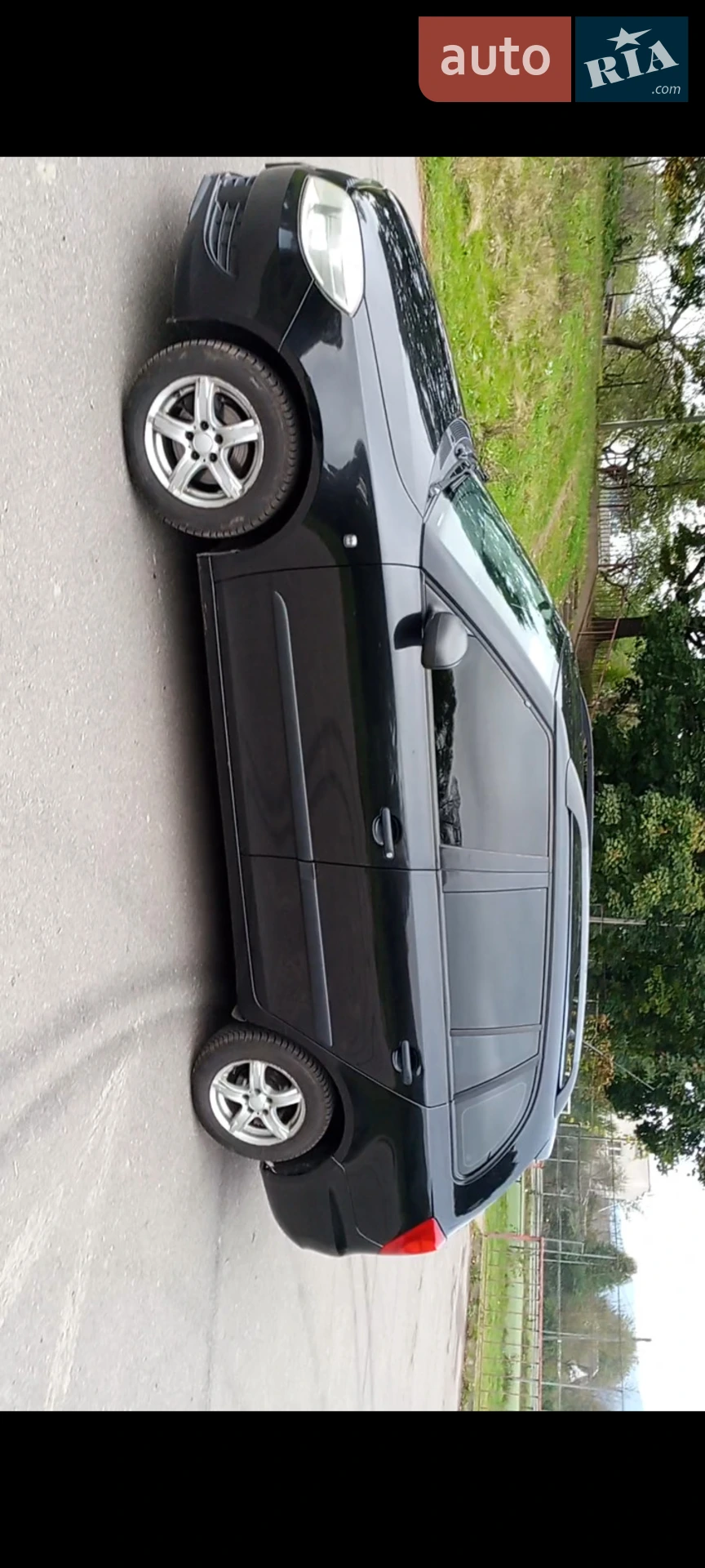 2010 Skoda Fabia - мініатюра 3