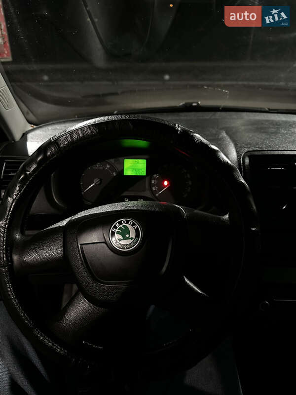 Хетчбек Skoda Fabia 2012 в Смілі фото 18 Хетчбек Skoda Fabia 2012 в Смілі