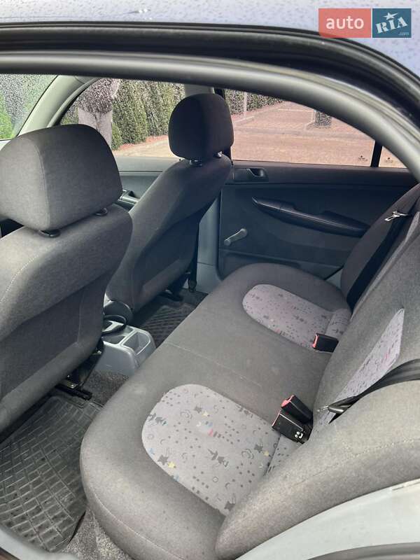 Хетчбек Skoda Fabia 2003 в Звягелі