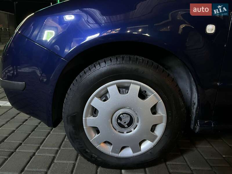 Хетчбек Skoda Fabia 2003 в Звягелі