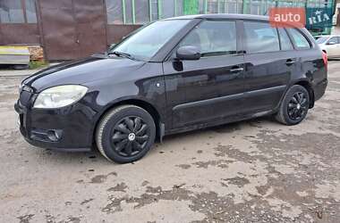 Хэтчбек Skoda Fabia 2008 в Тернополе