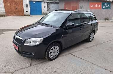 Універсал Skoda Fabia 2009 в Києві