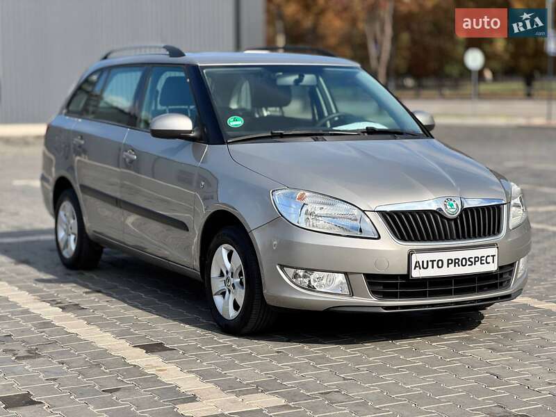 Универсал Skoda Fabia 2010 в 