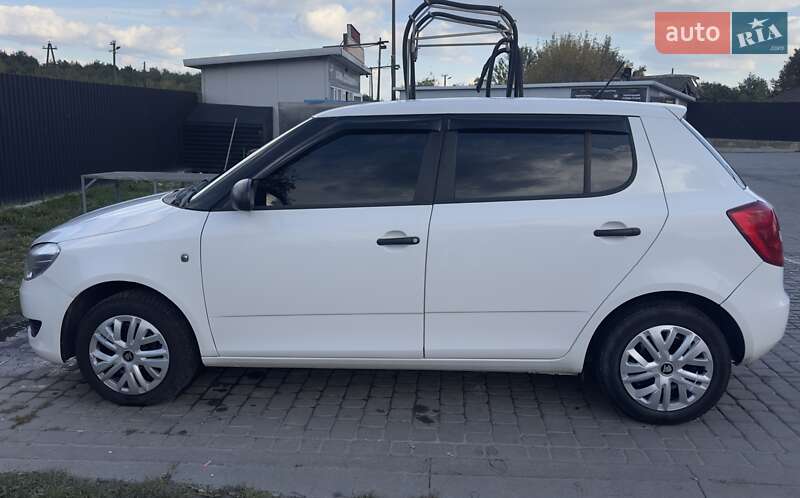 Хэтчбек Skoda Fabia 2014 в Рава-Русской фото Хэтчбек Skoda Fabia 2014 в Рава-Русской
