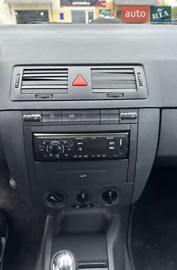 Универсал Skoda Fabia 2001 в 