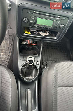 Хэтчбек Skoda Fabia 2012 в 