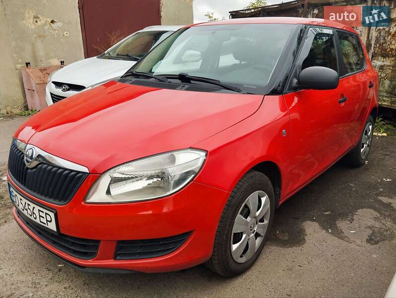 Хэтчбек Skoda Fabia 2014 в Кривом Роге фото 3 Хэтчбек Skoda Fabia 2014 в Кривом Роге