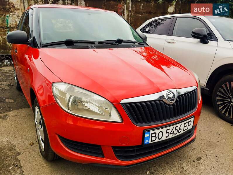 Хэтчбек Skoda Fabia 2014 в Кривом Роге фото 4 Хэтчбек Skoda Fabia 2014 в Кривом Роге